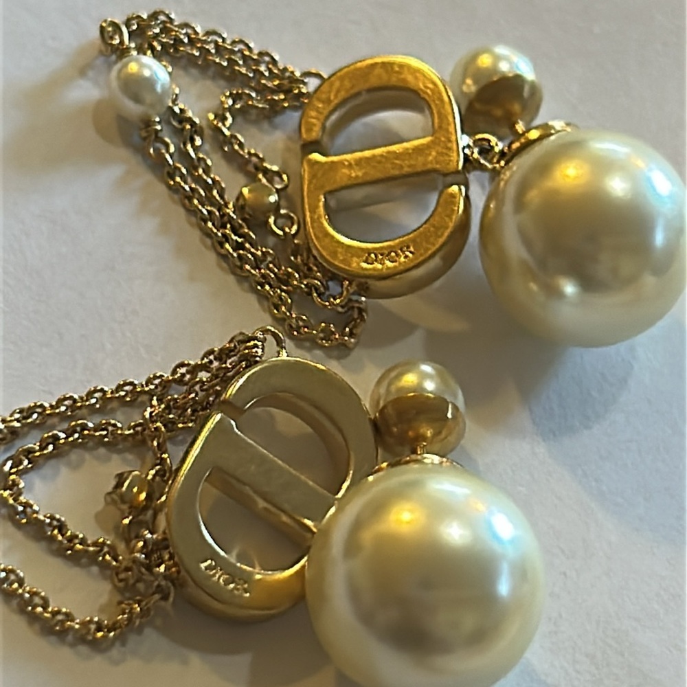 DIOR TRIBALES Earrings Gold-Finish Metal White Resin Pearls Silver-Tone Crystals - Picture 8 of 14